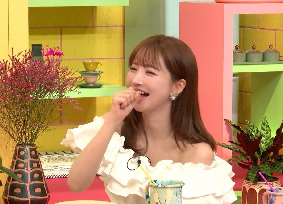 本日深夜0:15〜
テレビ朝日「イワクラと吉住の番組」
出演させていただきます🌙

最近バラエティー多めですね👶🏻 https://t.co/OmF8bnh9nc