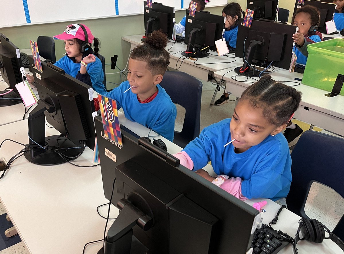 Jenn Johnson tweet media