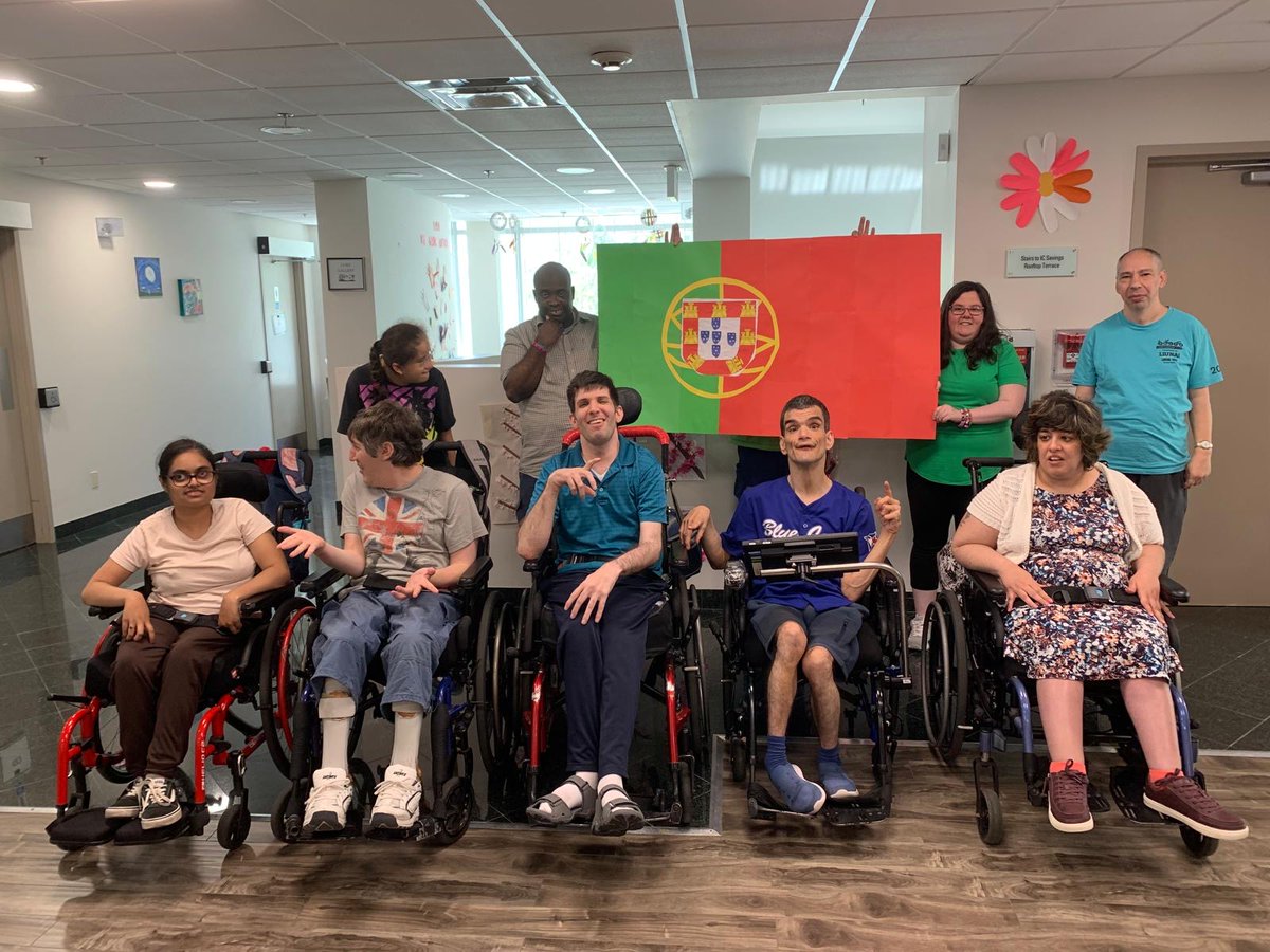lusocharities's tweet image. We wish everyone had a great Happy Portugal Day yesterday! Luso sincerely thanks all the volunteers, families, and participants who joined us in the traditional Portugal Day Parade this past Saturday in Toronto. #PortugalDay #DayPrograms #AdultDayProgram #Disabilities #lusoccs