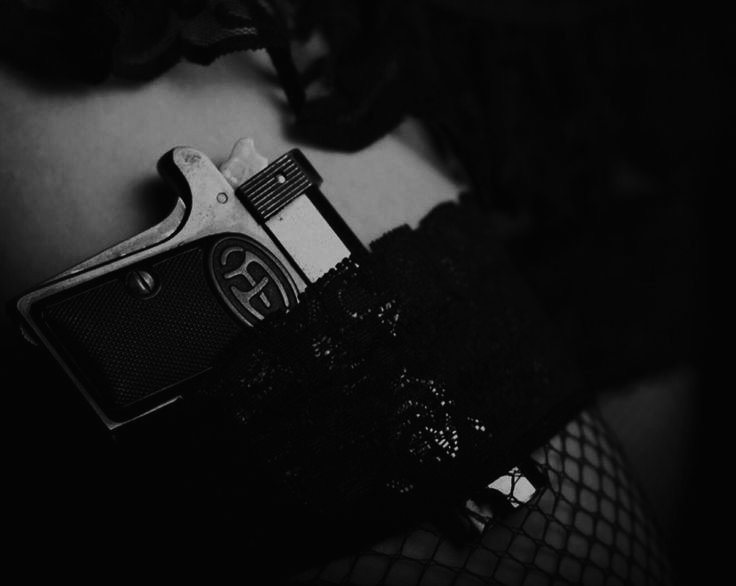 ᅠᅠ

Ella diablo: the embodiment of all thoughts wicked. Let her darkness beguile you.   

ᅠᅠ