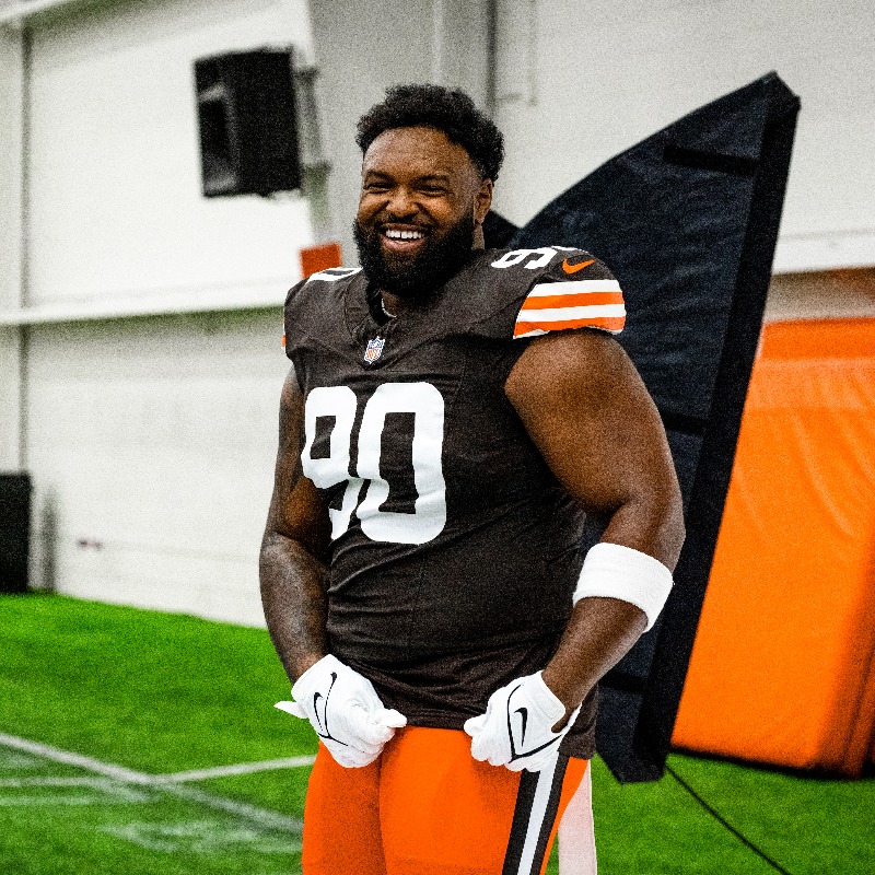 Browns's tweet photo. got their good sides 📸