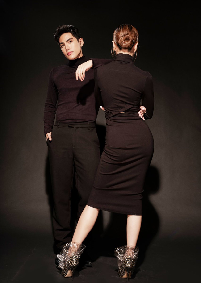 stellajero_'s tweet photo. The back-to-back you have been waiting for. #JulieXStell https://t.co/tZS9C5VpTX