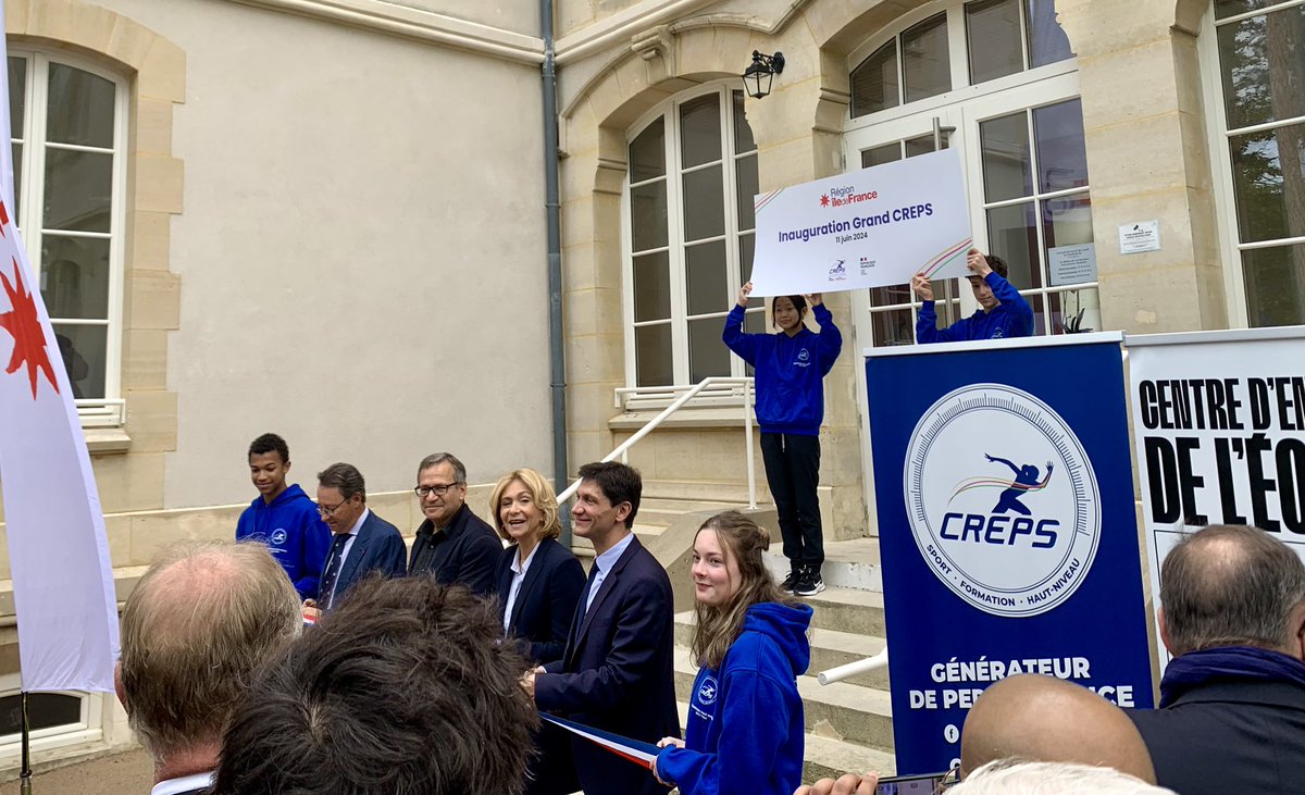 Stéphanie Givernaud (@sgivernaud) on Twitter photo 🥇 Cap sur les Jeux de #Paris2024 mais surtout sur l’avenir du sport français avec l’inauguration du Grand <a href="/CREPSIDF/">CREPS Île-De-France</a> ce matin à Châtenay-Malabry en présence de <a href="/vpecresse/">Valérie Pécresse</a> <a href="/karampatrick/">Patrick Karam</a> Carl Segaud et Pascal Grizot 🥇 Cap sur les Jeux de #Paris2024 mais surtout sur l’avenir du sport français avec l’inauguration du Grand <a href="/CREPSIDF/">CREPS Île-De-France</a> ce matin à Châtenay-Malabry en présence de <a href="/vpecresse/">Valérie Pécresse</a> <a href="/karampatrick/">Patrick Karam</a> Carl Segaud et Pascal Grizot