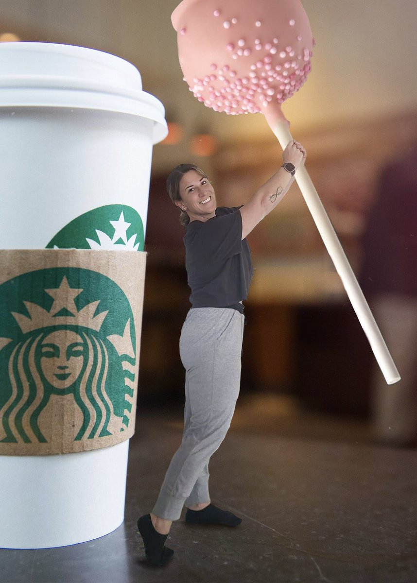 bobascher1's tweet image. Hey! Put my cake pop down or I will stick you in this coffee cup! 
#starbucks #coffee #cakepop