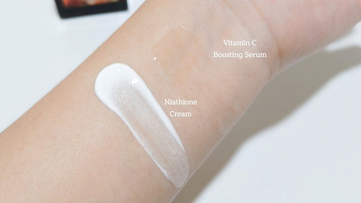 namsuu7's tweet image. ซุ่มใช้สกินแคร์ของ Dr.Althea อยู่ บอกเลยว่าเกินคาดมากกก เป็นแบรนด์เกา100% ตอนแรกเล็งแค่คลีนซิ่งบาล์มไว้ ไปๆมาๆก็อย่างที่เห็น5555555 ตัวเซรั่มวิตซีเนื้อดีมากอะทุกคน ใครชอบทาวิตซีอยากให้ลองสักขวด ดีแบบดีจริงๆ เข้มข้นแต่ซึมไวไม่ระคายผิว ผิวหมอง ผิวคล้ำ รอยดำรอยสิว ตัวนี้เอาอยู่…