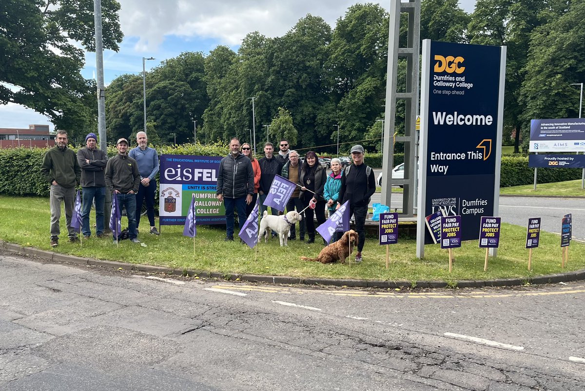 Picket lines at Scotland’s Colleges all week. We are only asking to be treated in a similar way to the rest of the Scottish Public Sector.