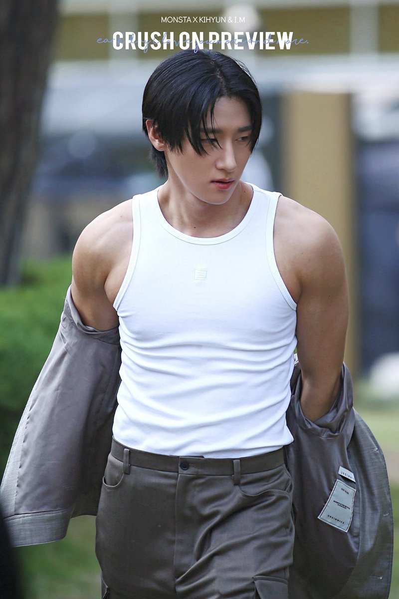 chalse497646's tweet image. ? 이게 뭐야 몸이 왜이래 아니 뭐야 엥