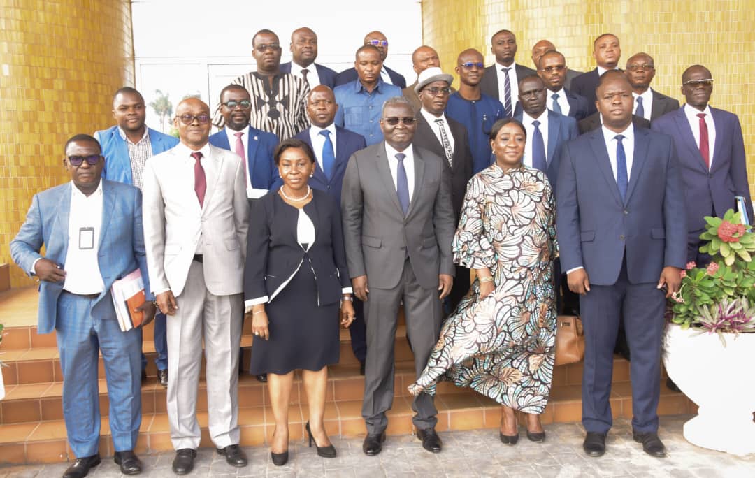 CommercegouvTg's tweet photo. <En 2023, le Togo🇹🇬 a consolidé sa performance avec un taux satisfaisant de mise en œuvre des réformes de 76%. Cette évaluation a porté sur 131 réformes contre 127 en 2022>, révèlent les conclusions de la 9e revue politique de l’UEMOA au Togo.

➡️ https://t.co/FE61RB741H https://t.co/SO3o6qpE6u