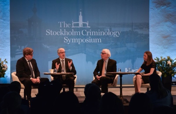 CVE_se's tweet image. The Stockholm Criminology Symposium 10-12 juni i Stockholm är en av världens största kriminologikonferenser och  arrangeras årligen av Brottsförebyggande rådet (Brå) 

Center mot våldsbejakande extremism (CVE) deltar i flera seminarier och ställer ut. Välkommen till vår monter!