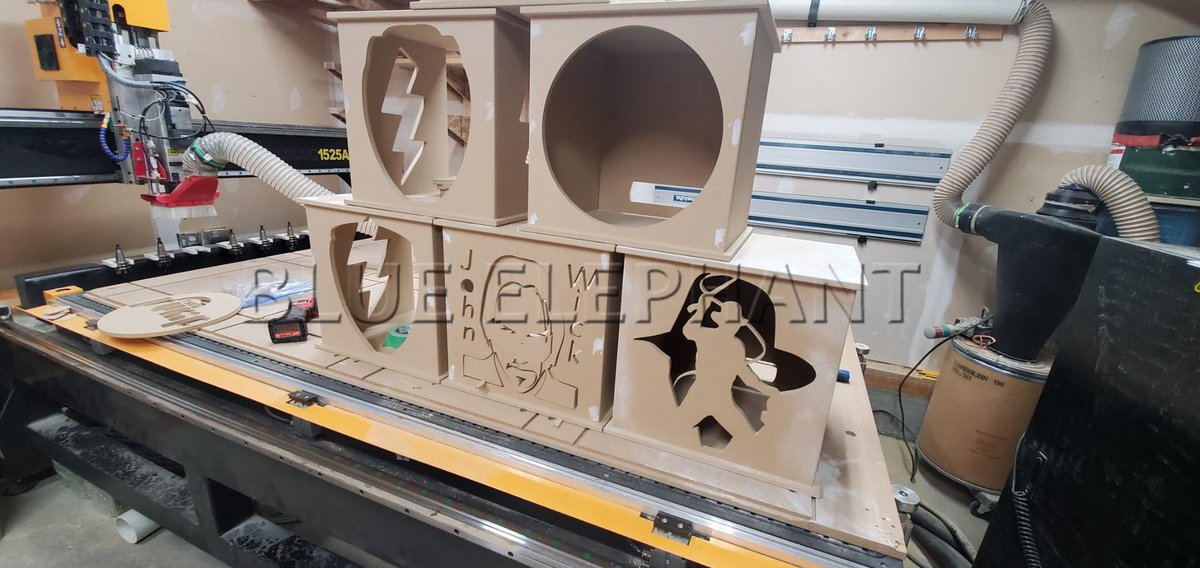 ElephantCnc's tweet image. 🤩👍Thanks for the feedback from our Canadian customer!
🥰Here are the products that he made with this custom ELECNC1525 automatic tool change CNC engraving machine! Very beautiful!
#cncmachine #cncdesign #cncidea #cncproject
📍Related machines: elephant-cnc.com/atc-cnc-router/