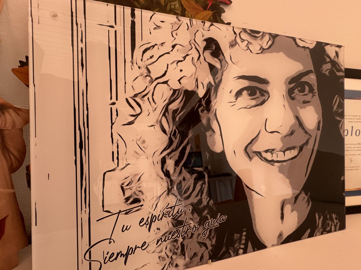 Mi regalo al Departamento de FOL
‘Tu espíritu Siempre nuestro guía’
<a href="/rio_tormes/">CIFP Rio Tormes</a> <a href="/iElenaR/">Elena Rodriguez</a>