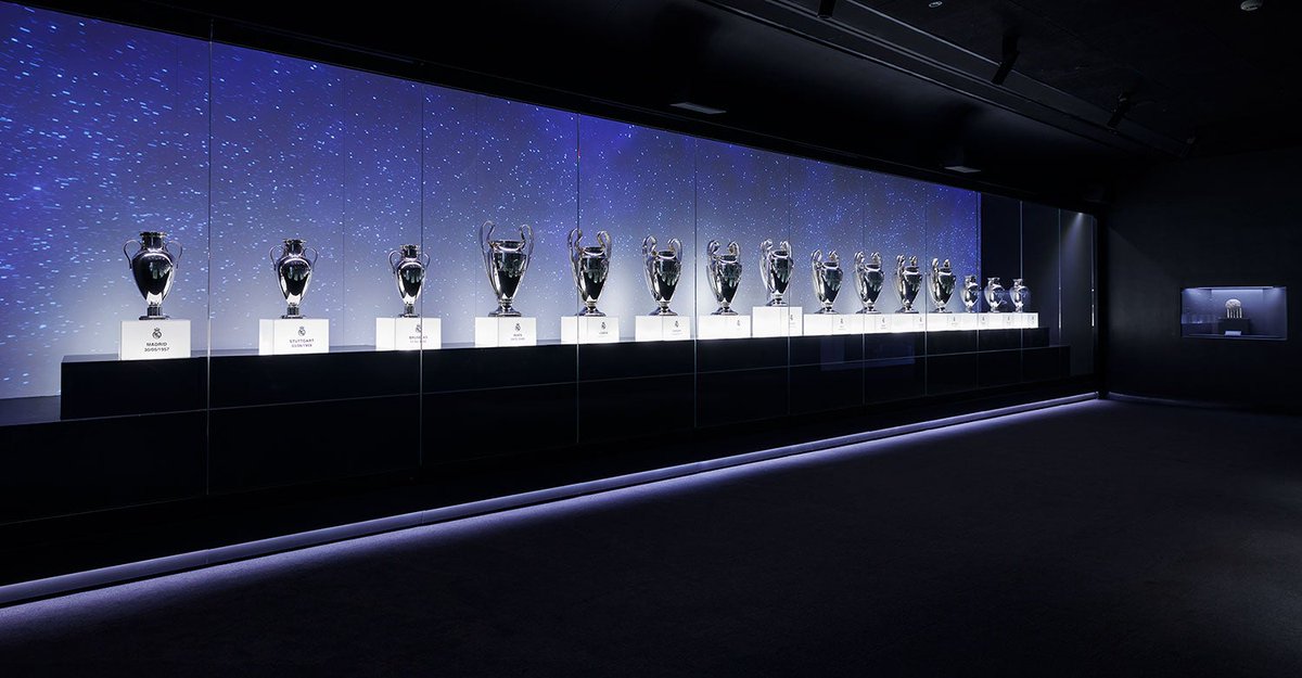 SeputarMadrid's tweet photo. Display baru almari trofi Liga Champions nya Real Madrid. 🙏 https://t.co/FTQXqJdSwk