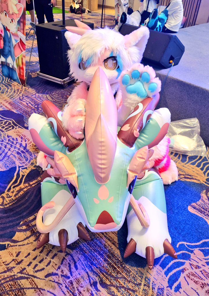 Cybordragon tweet media