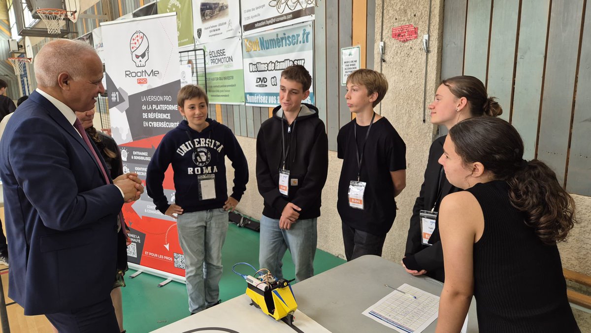 Mostafa Fourar tweet media