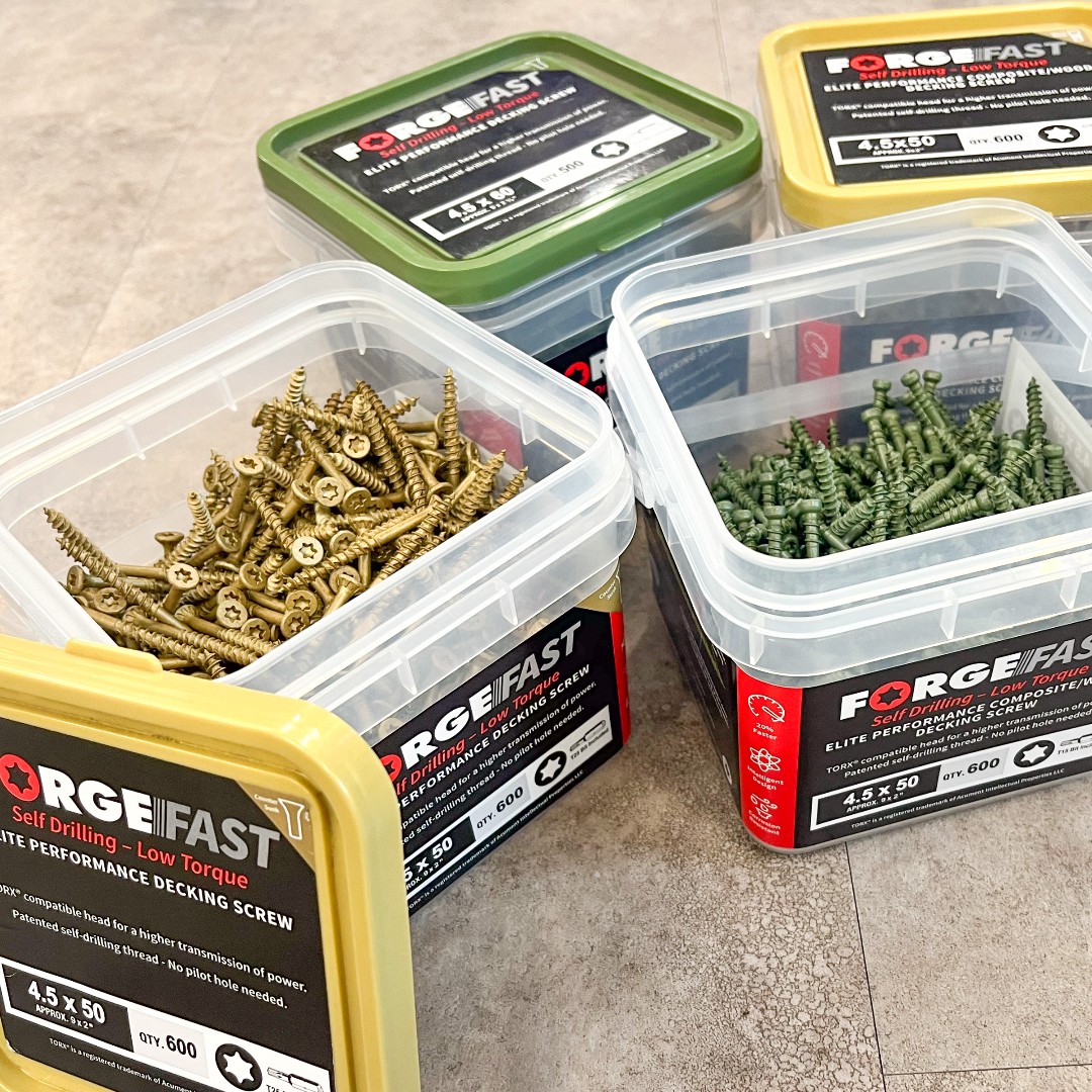 forgefastelite's tweet photo. Have you tried our decking screws yet? Their strong pull, accuracy, and lasting power is just a few of the reasons why our customers LOVE our ForgeFast decking screws for their outdoor builds!

Try them for yourself, you might just find your new favourite screw 😍

#Decking https://t.co/ERXELjTO6i
