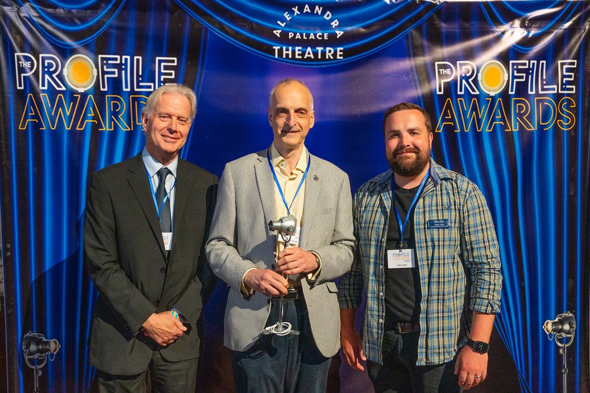 ChamSysLtd's tweet photo. 🎉✨ Delighted to have been a part of the first-ever Profile Awards 🌟 @chamsysltd sponsored the Drama Award. Congratulations Gavin! 👏
#ProfileAwards #ChamSys #ChauvetProfessional #LightingDesign #Theatre #Television #ABTT #ALPD #STLD #GoodOmens #Ragnarok #LightingExcellence https://t.co/gwkGt0y96p