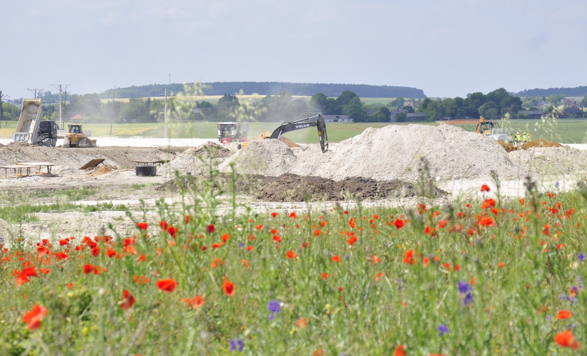 GDDKiA_Lublin's tweet image. #Czerwiec na budowie obwodnicy #Chełm🥀🌹👷‍♂️

#S12 #ŁączymyPolskę