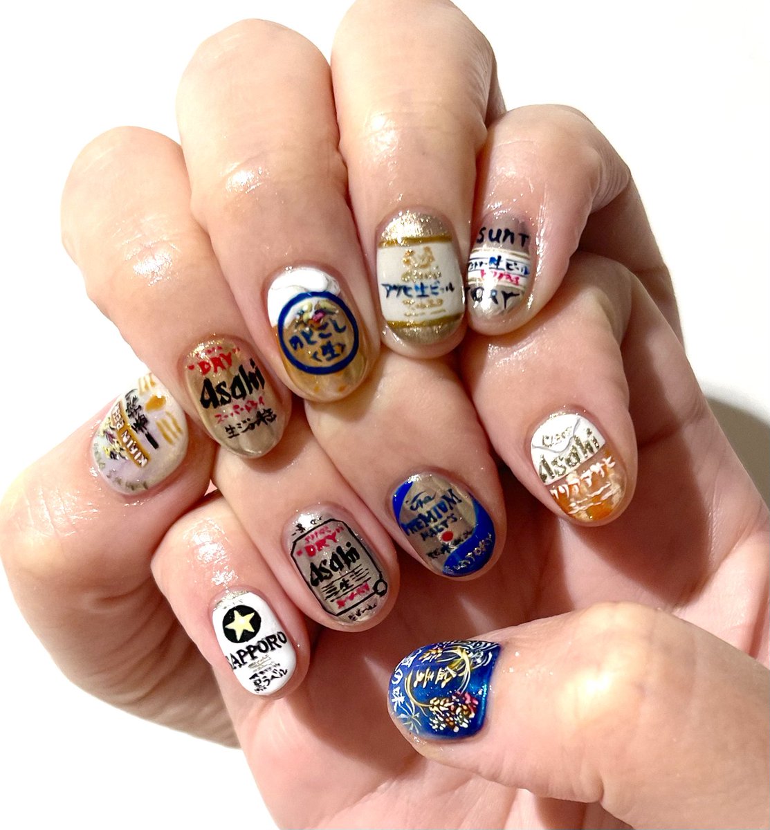 夏が始まった合図がした。
人生初の缶ビールネイル🍻