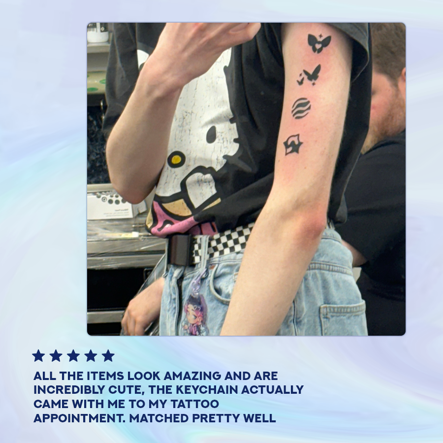 PandorraArt's tweet photo. Coolest review pic ever! W for Clove fans! 🦋 https://t.co/3qwiAAYU84