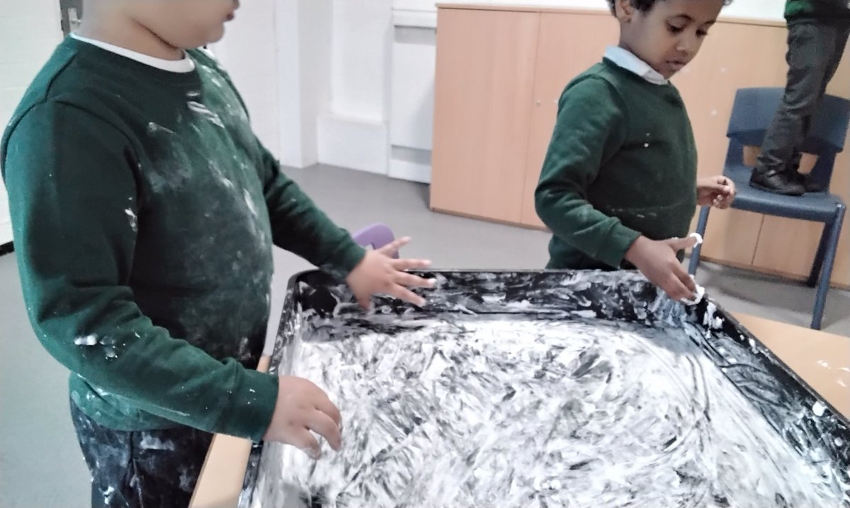 wyndclf's tweet image. Sensory number formation in #WPSHoneycomb this morning #leightrustb8 #WPS #mathseveryonecan #autusmresourcebase