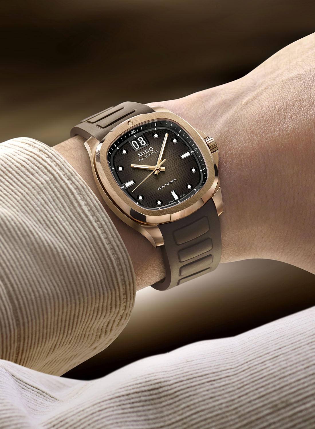 MONOCHROME Watches on X Rose gold case accompanied by a chocolate dial. The Mido Multifort TV Big Date is not the first watch with this combination we ve seen and we re willing