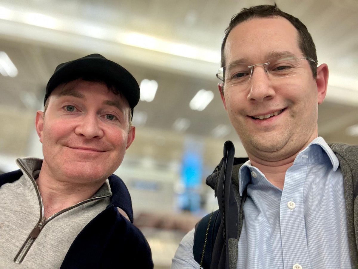 daniellevy1's tweet photo. A mini roundup of news: In April, I participated in BGU's Halutz Communal Leaders Fellowship Programme. It began with meeting @DouglasKMurray, who I spotted and chatted with at the airport. We then met President Herzog, where our group shared initiatives we had been working on. I highlighted @jhiveuk's efforts since 7th October to engage HR and EDI leaders in UK corporates to support Jewish colleagues in the workplace.