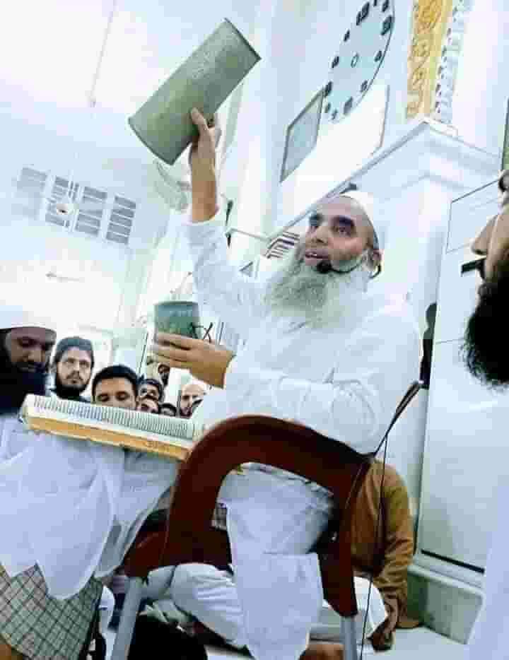 MSamiUllah_786's tweet photo. میں قسم کھاکر کہتاہو کہ جو آدمی بھی ختم نبوت کا کام کسی درجے میں کرےگا وہ جنتی ہے
بقول مفتی حسن صاحب https://t.co/HlUk3qq107