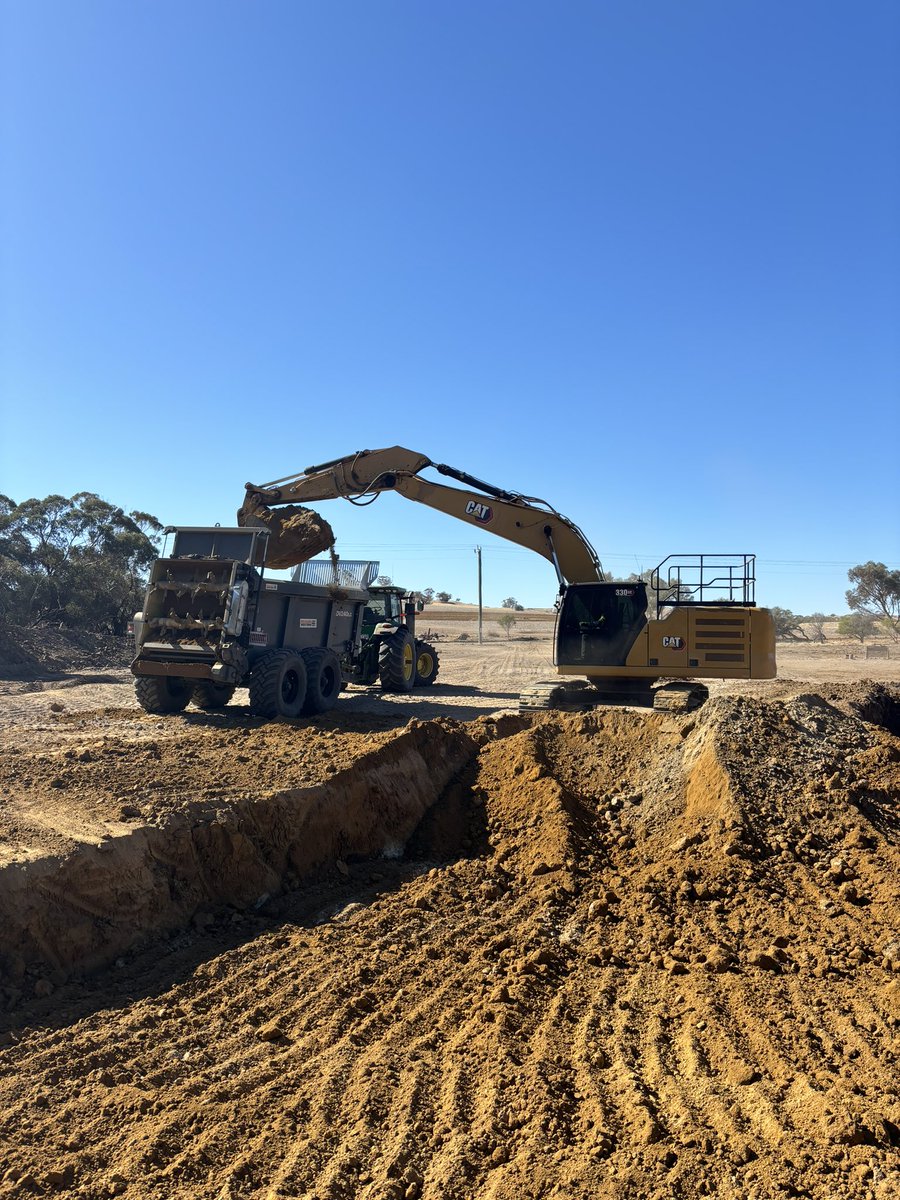 Contract clay spreading 
Get in touch for pricing and availability 
0487076207