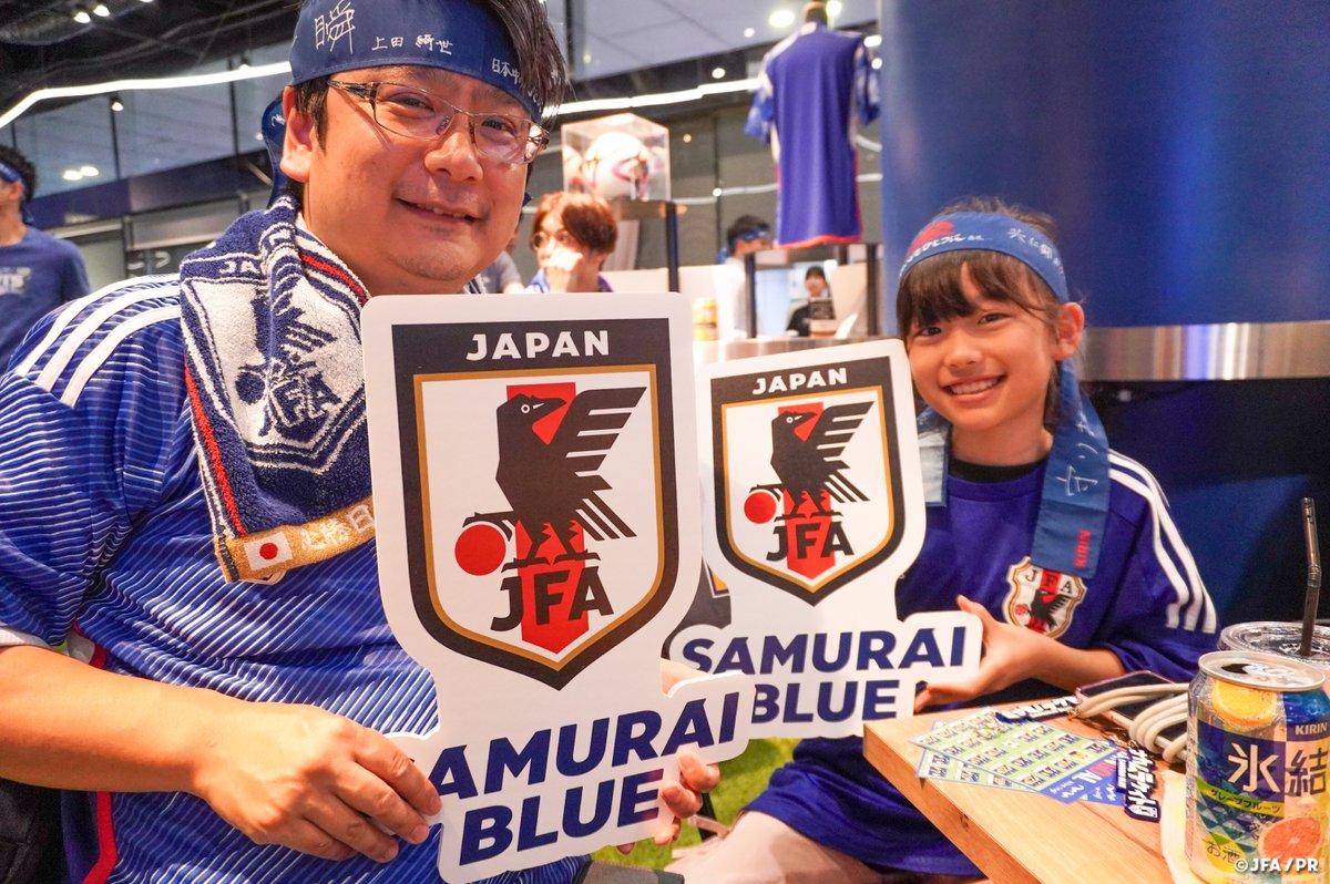 勝利のハチマキ で応援🇯🇵🙌／ 今夜も #SAMURAIBLUE パブリックビュー