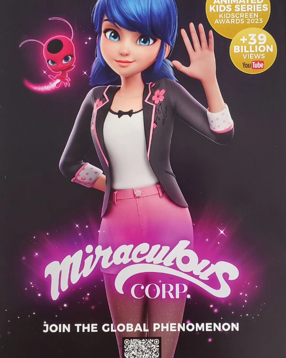 shadyxnette_'s tweet photo. La revelación fue a base de unos posters en el festival de Anniecy mostrando los diseños de Ladybug, Chat Noir, Reina Rouges y Caparazón, y Marinette. Que te parecieron los nuevos diseños?
#MIRACULOUS https://t.co/MVuJR9lQcS