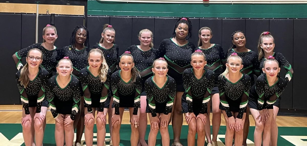 gmsdevilsdance's tweet photo. And weβre off to @UDAnews camp!
#RiseasOne #DanceasOne @gms_tn @gmsdevilsdance @jeremy_simerly @racheladamstn @CoachMcCall65 @PhilbeckGMS https://t.co/4H32WZwWnU
