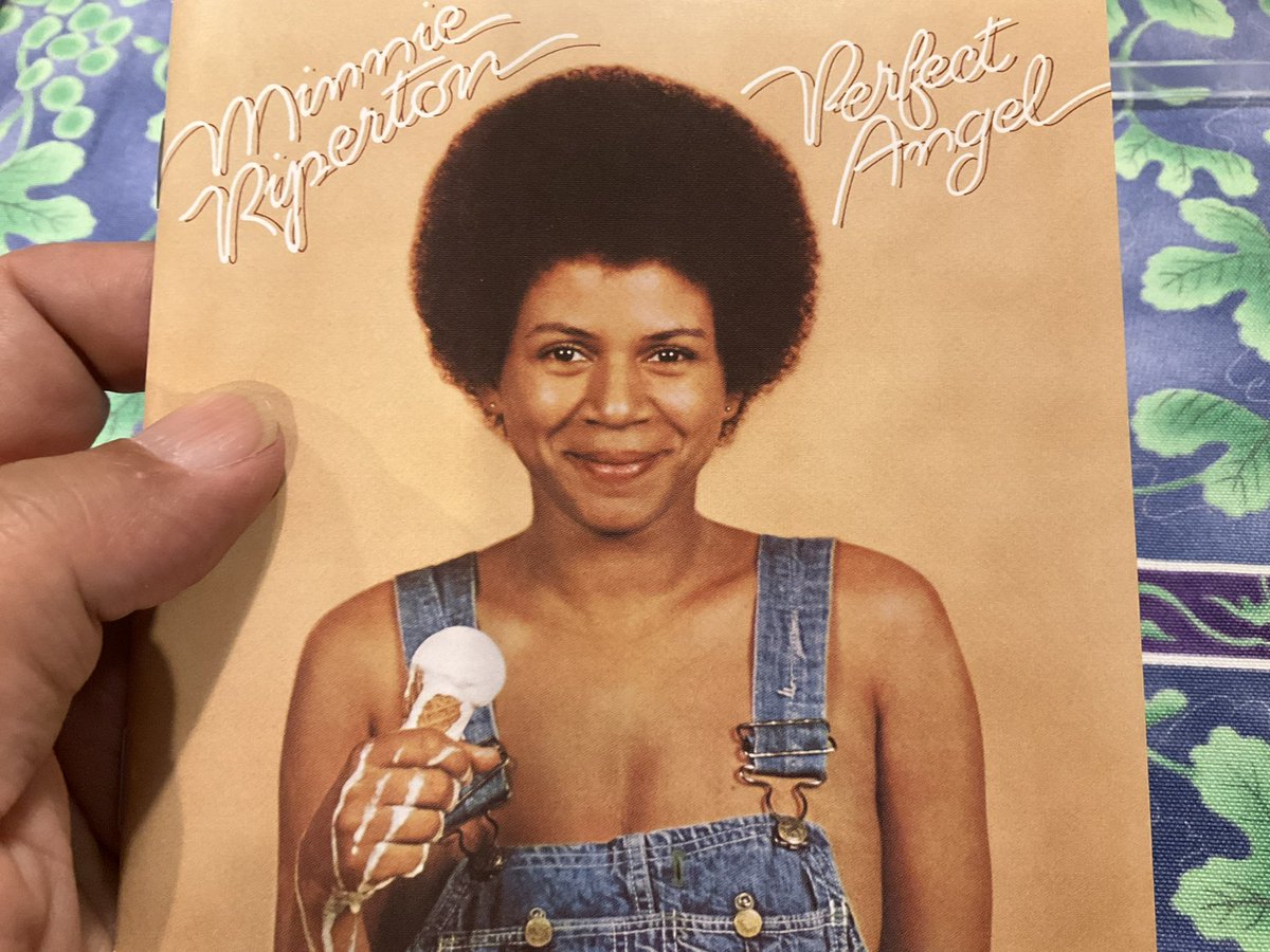 KTM819O4's tweet photo. #MinnieRiperton #PerfectAngel https://t.co/yPkHdcXVB8