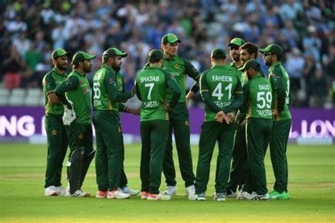 NIAZIOUS56's tweet photo. کچھ دیر کی خاموشی ہے، پھر شور آے گا ۔۔۔۔
تمھارا صرف وقت آیا ہے ہمارا دور آے گا!!!!
#pakvsus #BABARAZAM https://t.co/8cj47Ixk7y