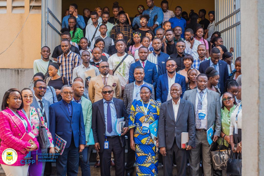 cspp_rdc's tweet photo. La CSPP a animé ce lundi 10 juin 2024, de 11h00' à 13h25', une matinée d’informations en faveur des étudiants de l’Université Catholique au Congo (UCC). Cette activité s’est inscrite dans le cadre de la vulgarisation du processus de mise en œuvre des projets et programmes en RDC. https://t.co/bA6ihYtNYn