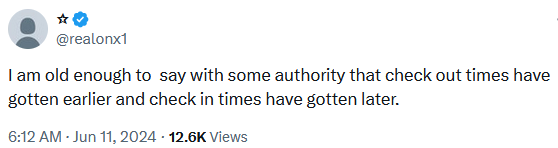 Spocanlf's tweet photo. @devincf Did not know there were bots just straight up stealing tweets https://t.co/a6lasRmKof