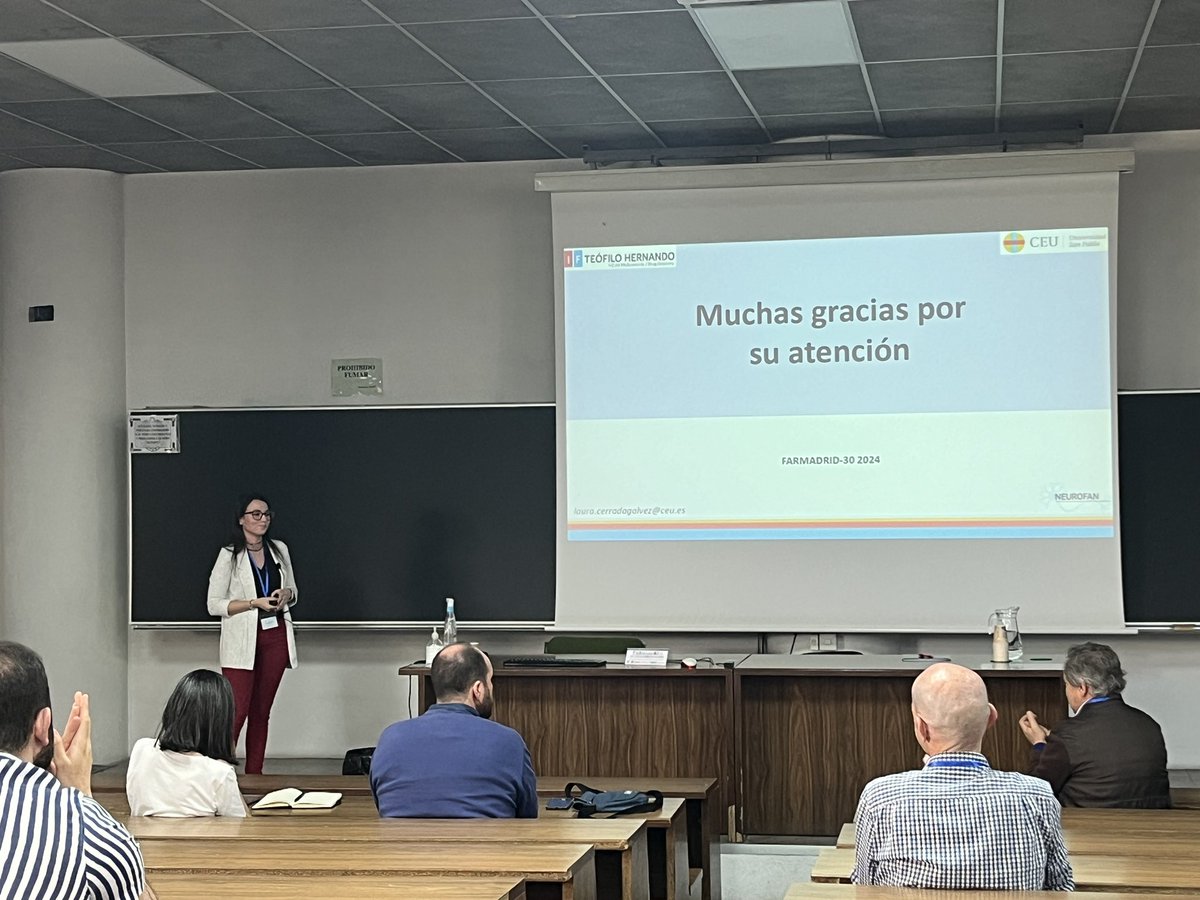 Neurofan_Lab's tweet photo. Laura Cerrada en #Farmadrid presentando sus últimos resultados sobre epilepsia farmacorresistente @FundacionTH https://t.co/pGIIjEJ5qE