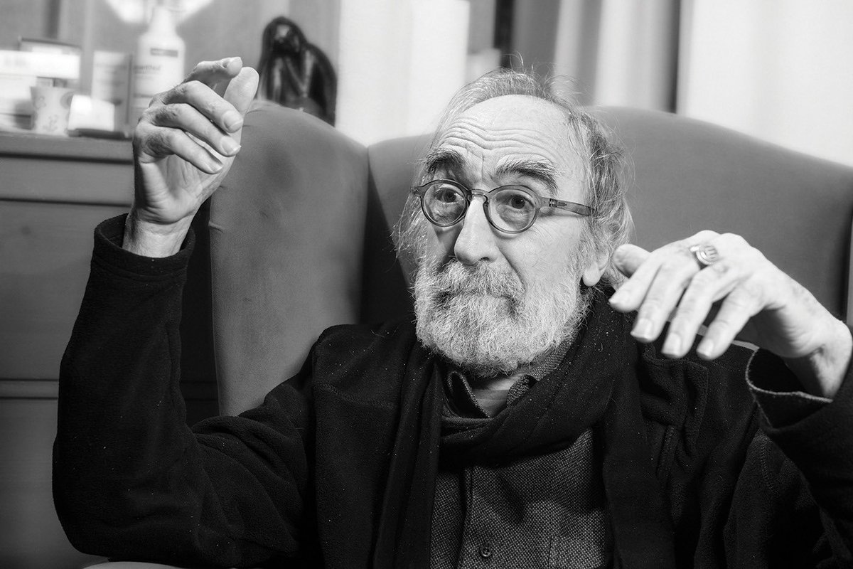 Yazar, çizer, yönetmen, müzisyen, ressam, sıkı bir Galatasaray taraftarı... <a href="/mehmetgureli49/">Mehmet Güreli</a> ile #İST için <a href="/safakongan/">şafak ongan</a> konuştu. 
İST iskeleler, merkezi metro istasyonları ve <a href="/istkitapcisi/">İstanbul Kitapçısı</a> şubelerinde. Ücretsiz!

istdergi.com/roportaj/mehme…