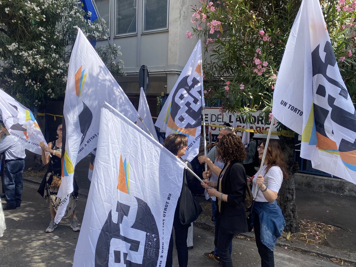 CrackJobsAct's tweet image. #SviluppoLavoroItalia dopo intense settimane di mobilitazione, in vista del negoziato sul CCAL, le CLAP presentano la loro Piattaforma, frutto di un inedito e appassionato lavoro collettivo che ha coinvolte tutte/i iscritte/i  clap-info.net/2024/06/svilup… @SviLavoroItalia @MinLavoro