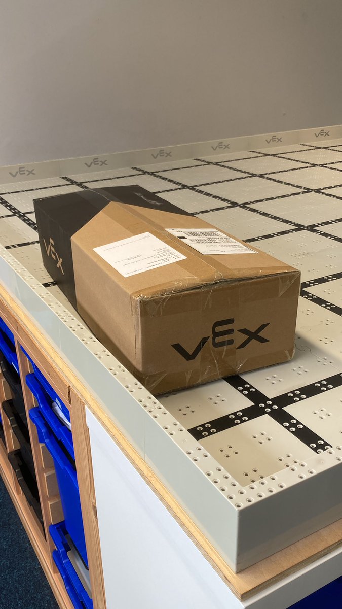 It’s here 👍 <a href="/VEXRoboticsUK/">VEX Robotics UK</a> <a href="/charlotter_vex/">Charlotte @ VEX</a>