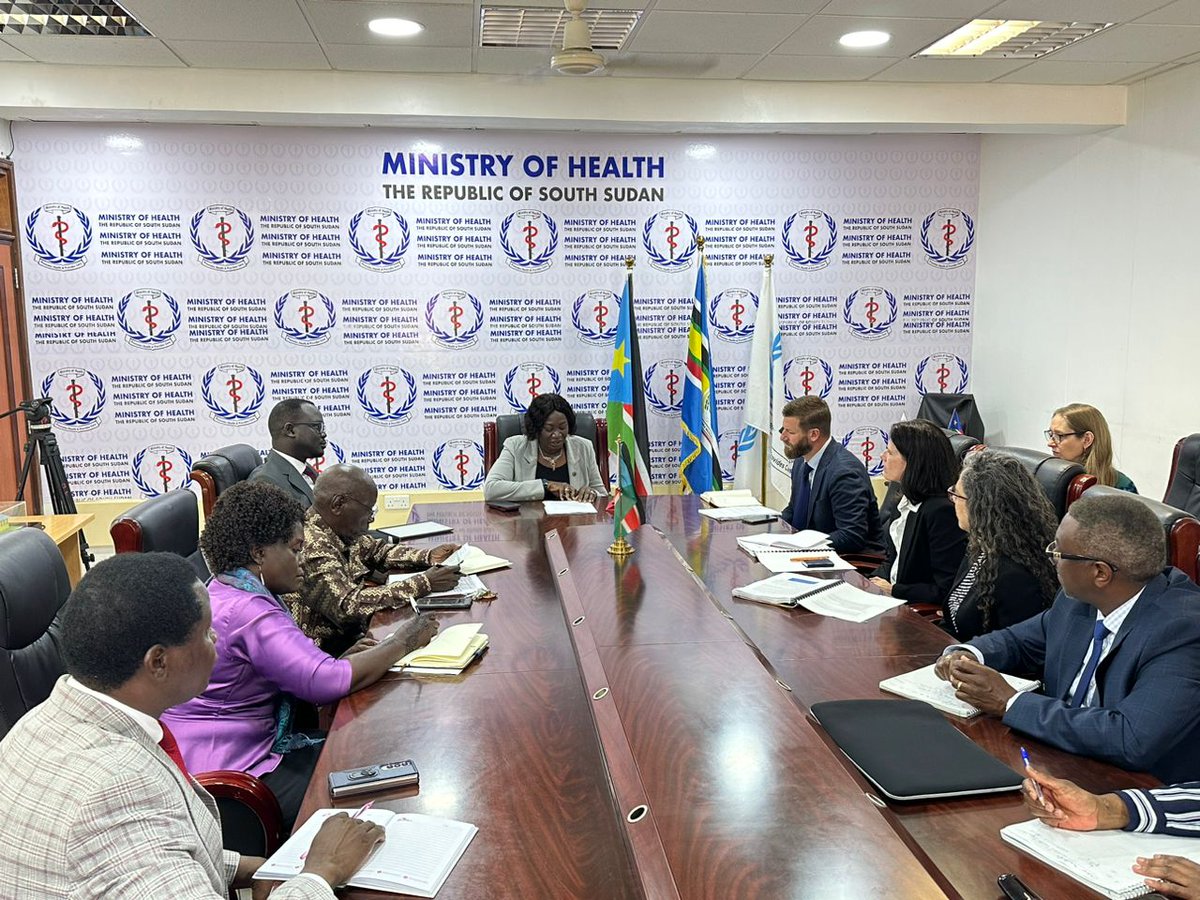 Ministry of Health Republic of South Sudan (@mohrss2011) on Twitter photo South Sudan's MoH strengthens health partnership with Global Fund & GAVI! ๐ธ๐ธ
Strengthening collaboration to revitalize South Sudan's healthcare system.
Acting Min Hon. <a href="/AwutDengAcuil/">Awut Deng Acuil (M.P.)</a> expressed gratitude for their unwavering support in the fight against malaria, TB & COVID-19. South Sudan's MoH strengthens health partnership with Global Fund & GAVI! ๐ธ๐ธ
Strengthening collaboration to revitalize South Sudan's healthcare system.
Acting Min Hon. <a href="/AwutDengAcuil/">Awut Deng Acuil (M.P.)</a> expressed gratitude for their unwavering support in the fight against malaria, TB & COVID-19.