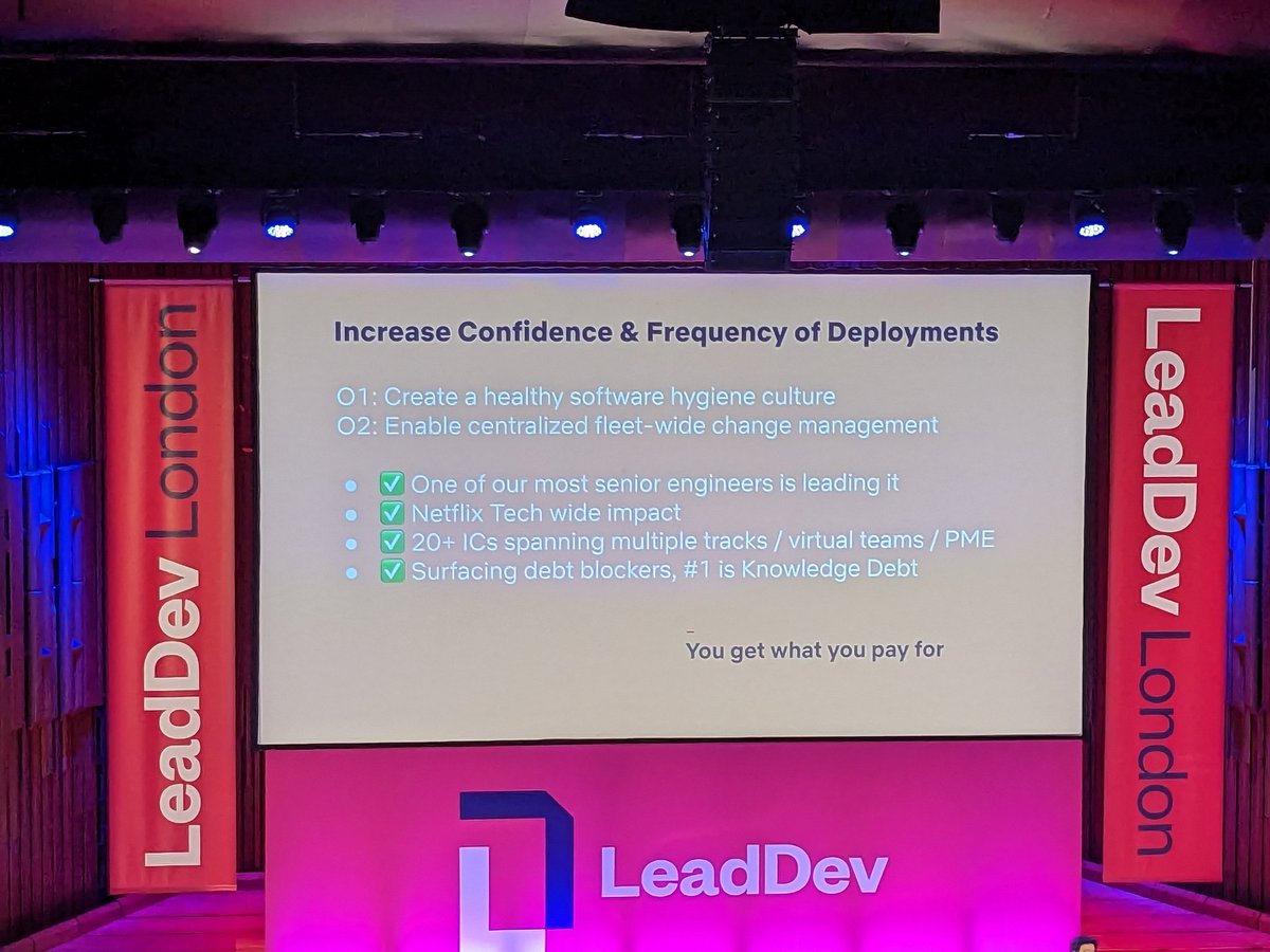 Number one blocker to dealing with tech debt is Knowledge Debt! Thanks to <a href="/brucewang/">Bruce Wang</a> of <a href="/netflix/">Netflix</a> at <a href="/TheLeadDev/">LeadDev</a> - wish Guilherme Dalsano was here to see this!