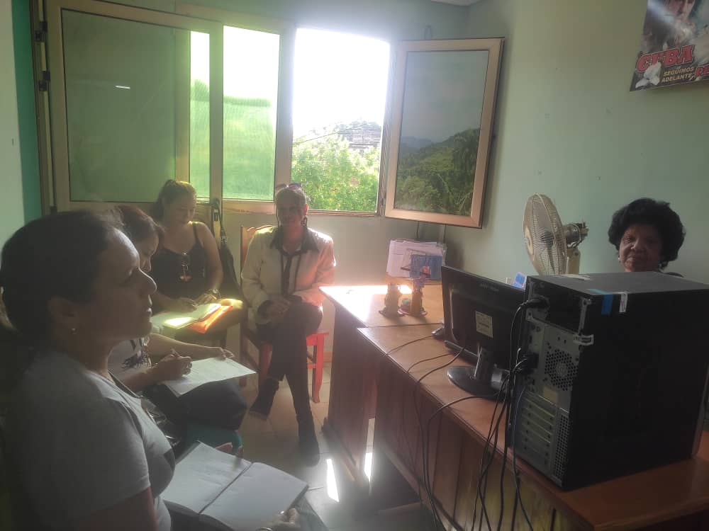 DirDGDyA's tweet photo. Inicia la asesoría en materia de Gestión Documental y Archivos en la Dirección Provincial de Trabajo en Granma.
@citmacuba
@EdMartDiaz
@adianez_taboada
@SANTANACITMA
@IsbelVG
#Cubarchivos
#GestiónDocumental
#PatrimonioDocumental
#MemoriaHistórica https://t.co/ebYlGyAEEO