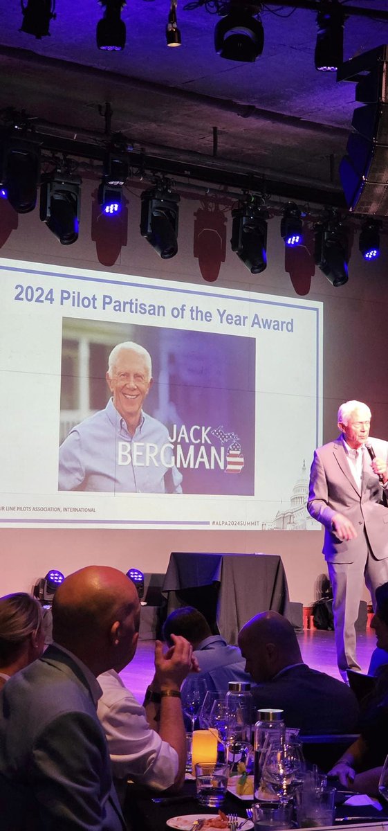 Jason_duvernay_'s tweet photo. Thank you @JackBergman_MI1 for your #pilotpartisan advocacy! #ALPA2024Summit https://t.co/j5Nt4Dlv3q