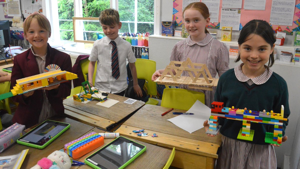 CrackleyHallSch's tweet photo. Junior 4 are enjoying their final Science topic of the year, 'The Big Build'. They have immersed themselves in the fascinating world of bridges.
#crackleyhallschool #junior4 #science #designtechnology #bridges https://t.co/lIzihiQlu2