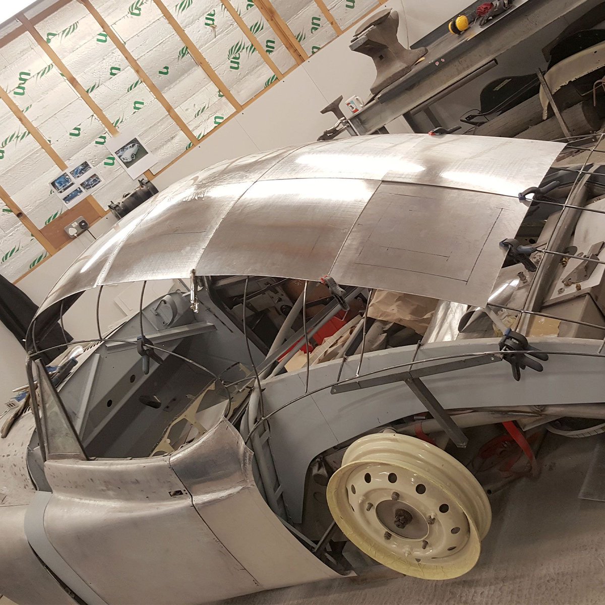 70sResto's tweet photo. The 1953 Jowett Jupiter roof merging into the back is taking shape, gracefully bringing together the stylish fastback silhouette. #CarRestoration #ClassicCar #ClassicCarRestoration #AutoRestoration #CarEnthusiast #CarCommunity #CarRebuild #VintageCar #ClassicCarsUK #GarageLife https://t.co/Su8uLNAyvd