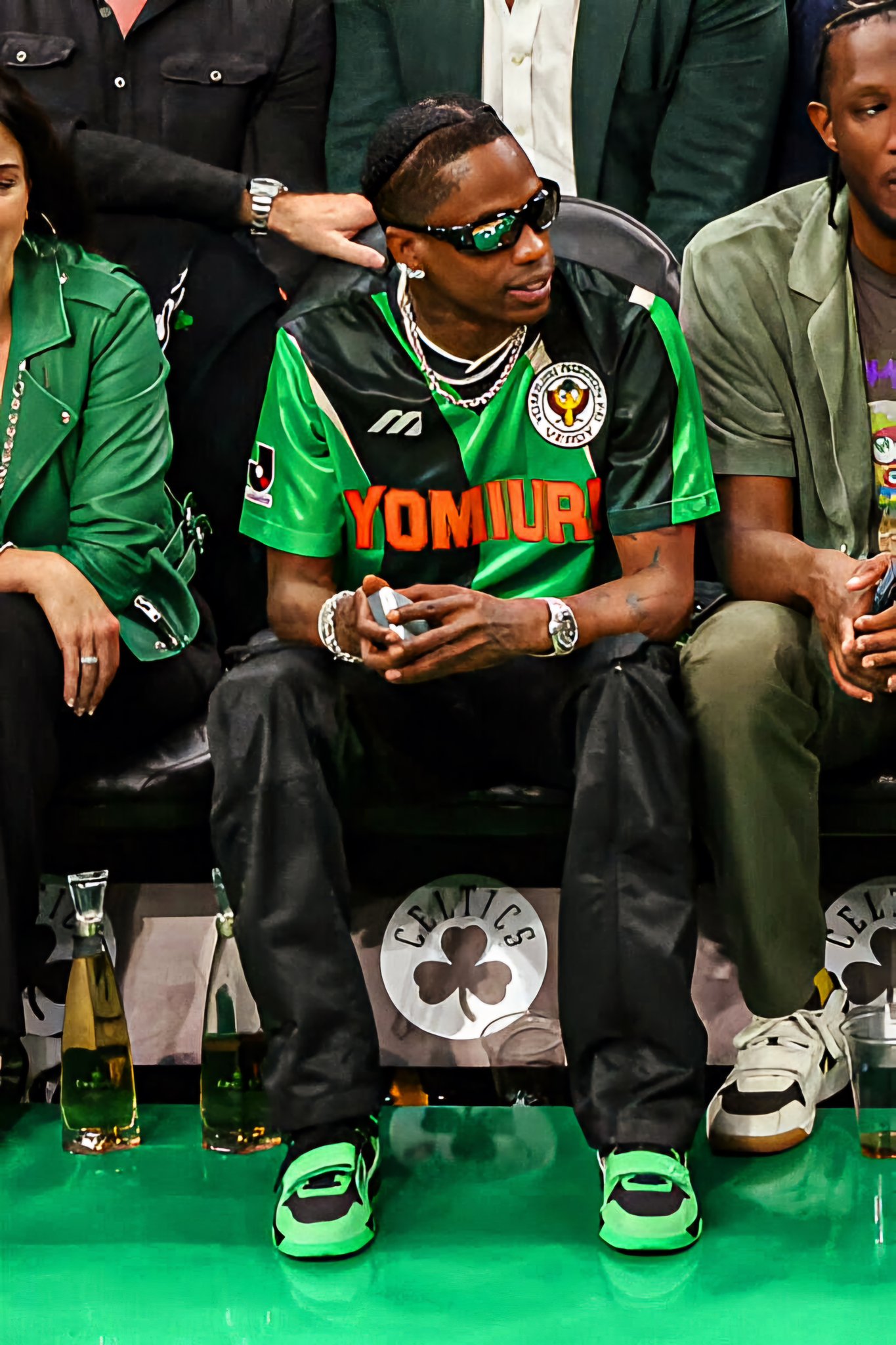 シャツ TRAVIS SCOTT FOOTBALL JERSEY XL シャツ TRAVIS SCOTT FOOTBALL JERSEY XL Travis Scott Football