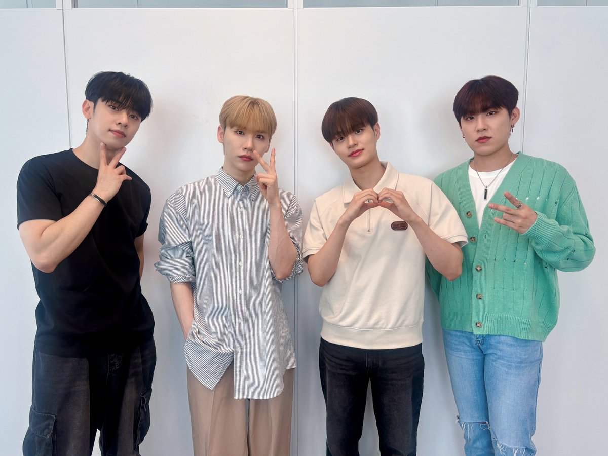 AB6IX_JP's tweet photo. JAPAN 3RD MINI ALBUM『TRAP / GRAB ME -Japanese ver.-』発売記念タワーレコード渋谷店限定イベント終了💛

今日もABNEWと会えてハッピーでした🥰
ABNEWも楽しかったですか？🫶
GRAB ME -Japanese ver.-も沢山聞いてください🎵

#AB6IX #エイビーシックス 
#GRABME #TRAP https://t.co/uwwSaKdUVi