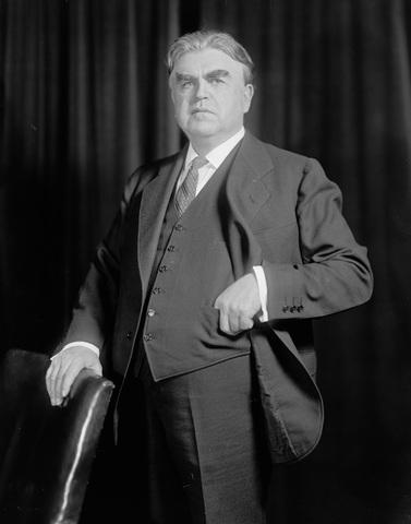 IowaAlmanac's tweet image. "Leading the Miners"--today on @IowaAlmanac with Jeff Stein.

Radio station list, air times, and more at iowaalmanac.com and on Twitter/X, Gettr, Threads, and Instagram.

Thanks to @IowaSoybeans for supporting @IowaAlmanac today!

iasoybeans.com