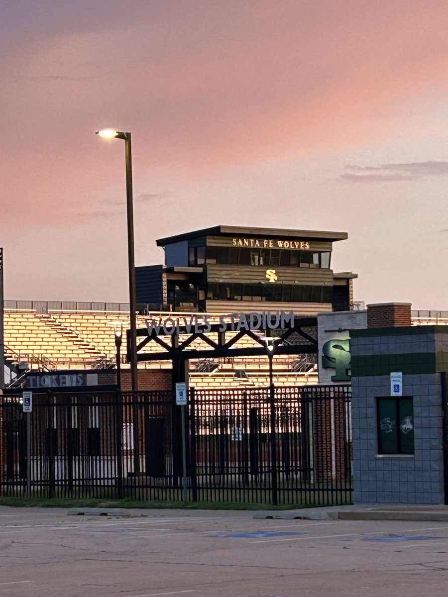 Nothing like a sunrise at The FE! Get P.A.I.D. today!!
#CADES