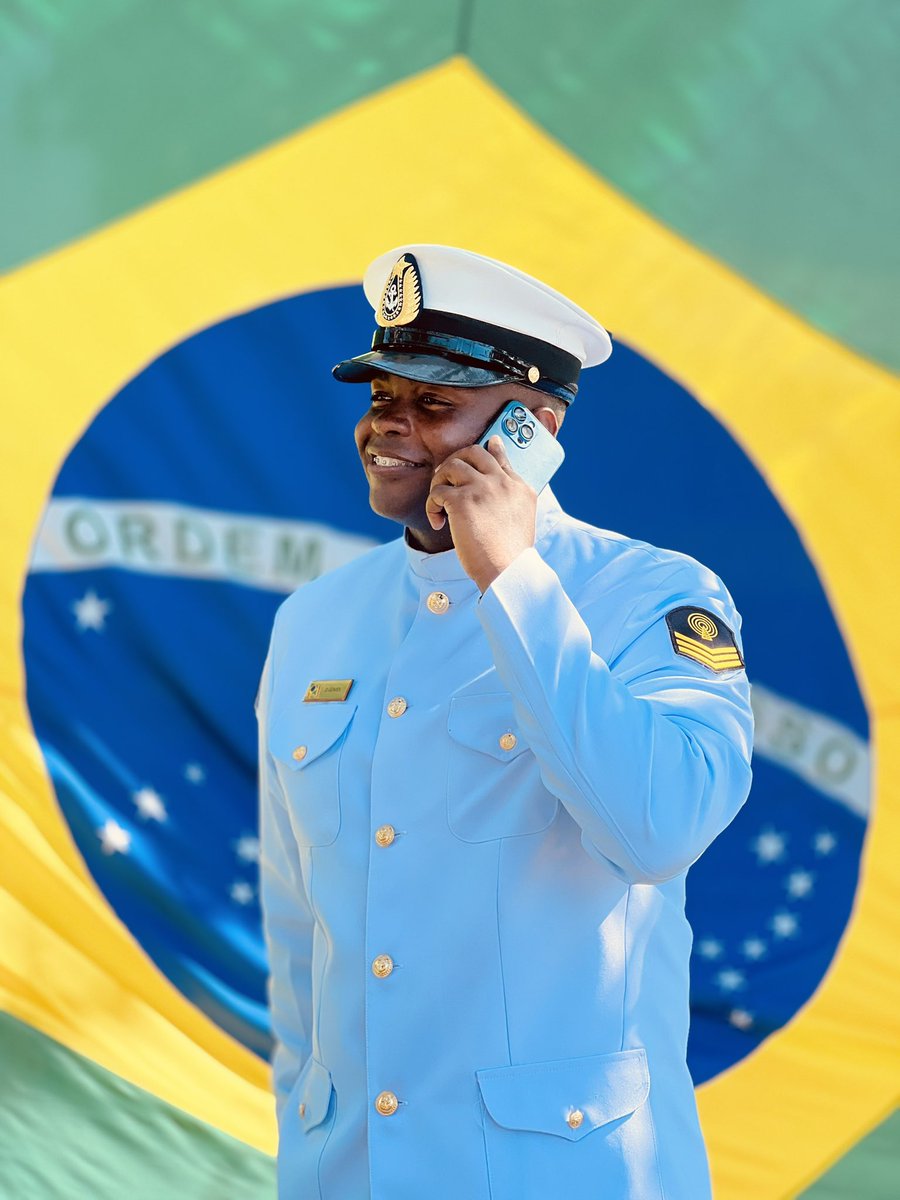 DiduhG's tweet photo. Vencer na vida é uma escolha, não um destino.

Alô mãe, consegui !! https://t.co/VDERmZGdQG